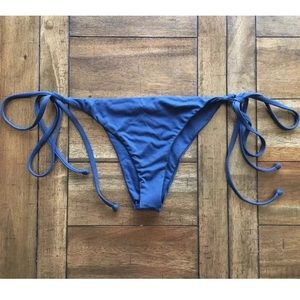 Frankie’s Bikini cheeky bottoms navy medium